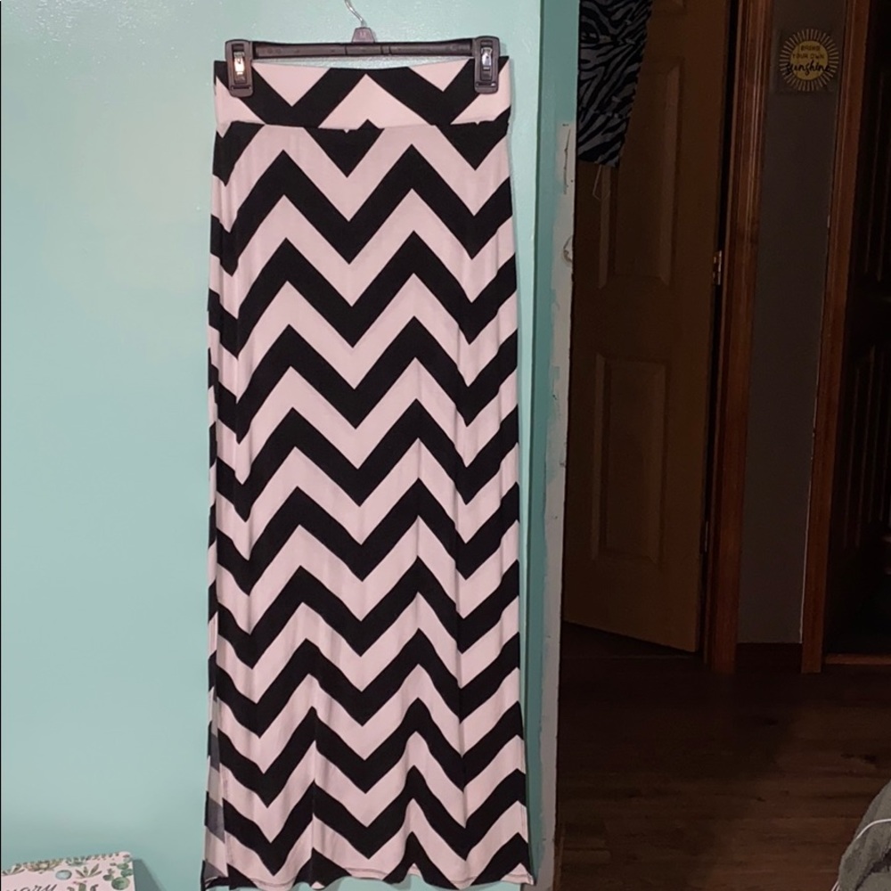 Shevron Skirt